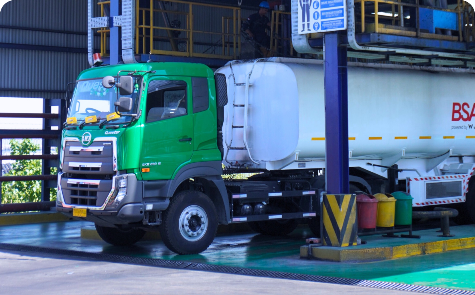 Loading & Unloading Station
